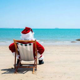 SANTA ON THE BEACH