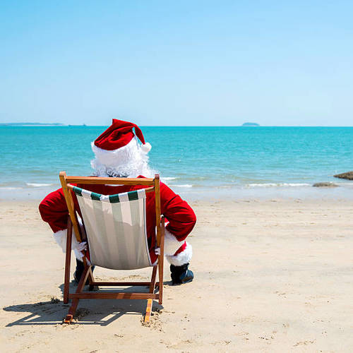 santa-on-the-beach